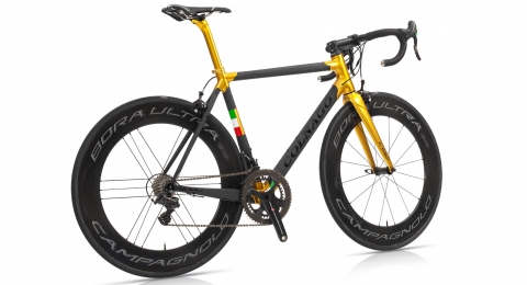 C60 Tricolore limite edition